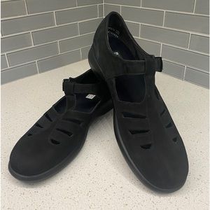 Munro Suede Black Huarache Fisherman Flat Single Buckle Sandals Shoes 10SS